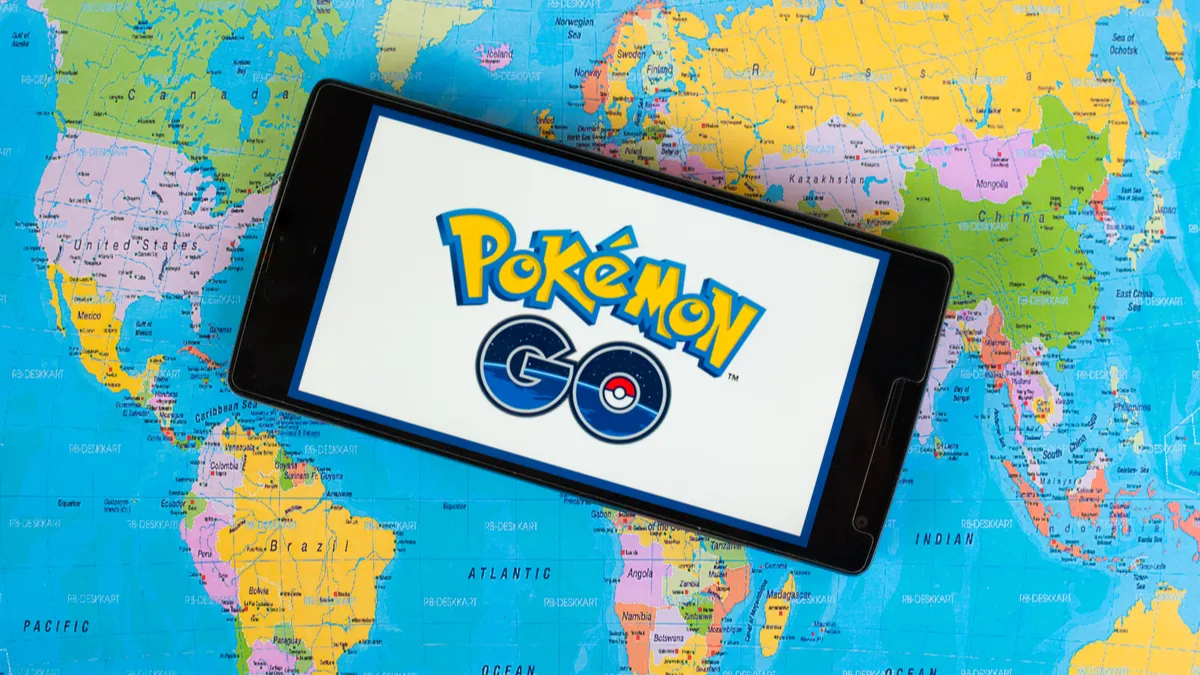 Bản đồ trong Pokémon GO hiển thị vị trí của Pokémon và PokeStop