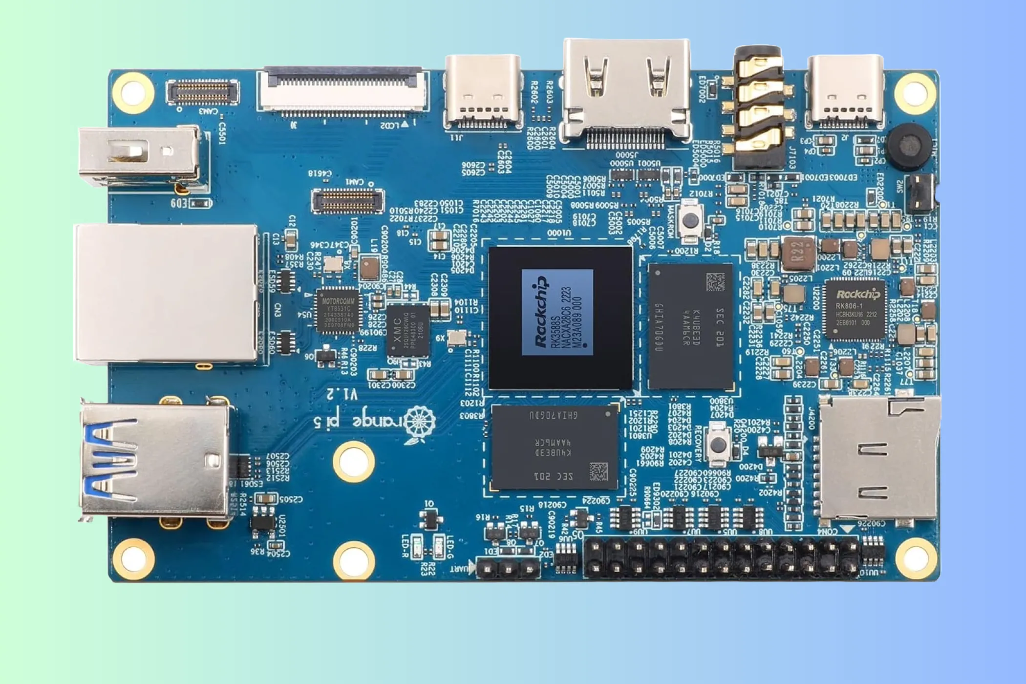 Bo mạch chủ đơn Orange Pi 5 Plus màu cam nổi bật trên nền xanh dương