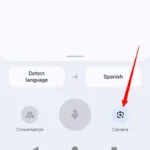 Chạm vào biểu tượng Camera trong Google Dịch