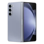Điện thoại Samsung Galaxy Z Fold 5 mở ra, hiển thị màn hình chính rộng rãi.