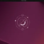Giao diện desktop Ubuntu 24.10 mới nhất với thanh dock bên trái và thanh trạng thái phía trên