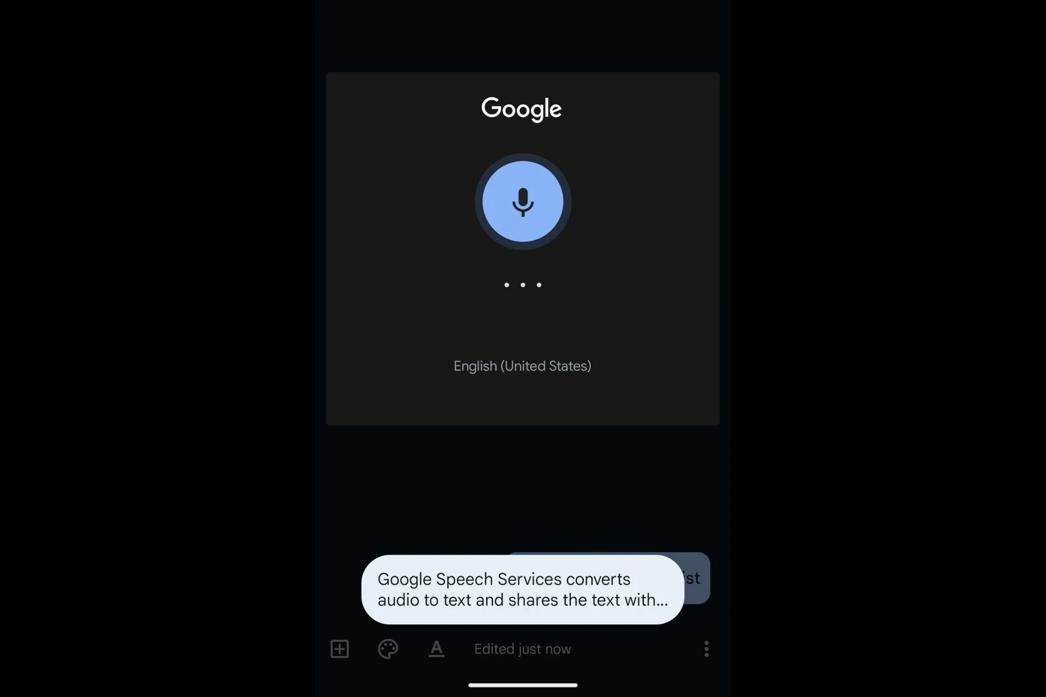 Giao diện ghi âm giọng nói đang diễn ra trong Google Keep, kèm theo văn bản chuyển ngữ tự động.