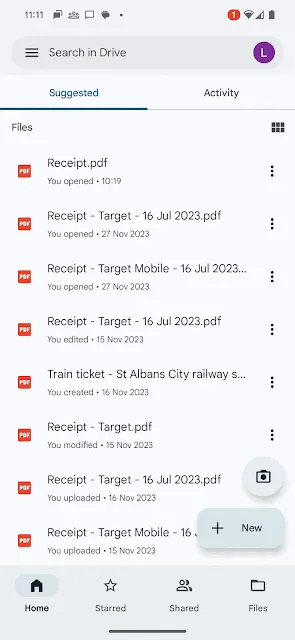 Giao diện quét tài liệu tự động và gợi ý căn chỉnh của Google Drive