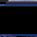 Giao diện trình soạn thảo dòng lệnh Microsoft Edit trong Windows Terminal hiển thị dòng chữ "hello world".