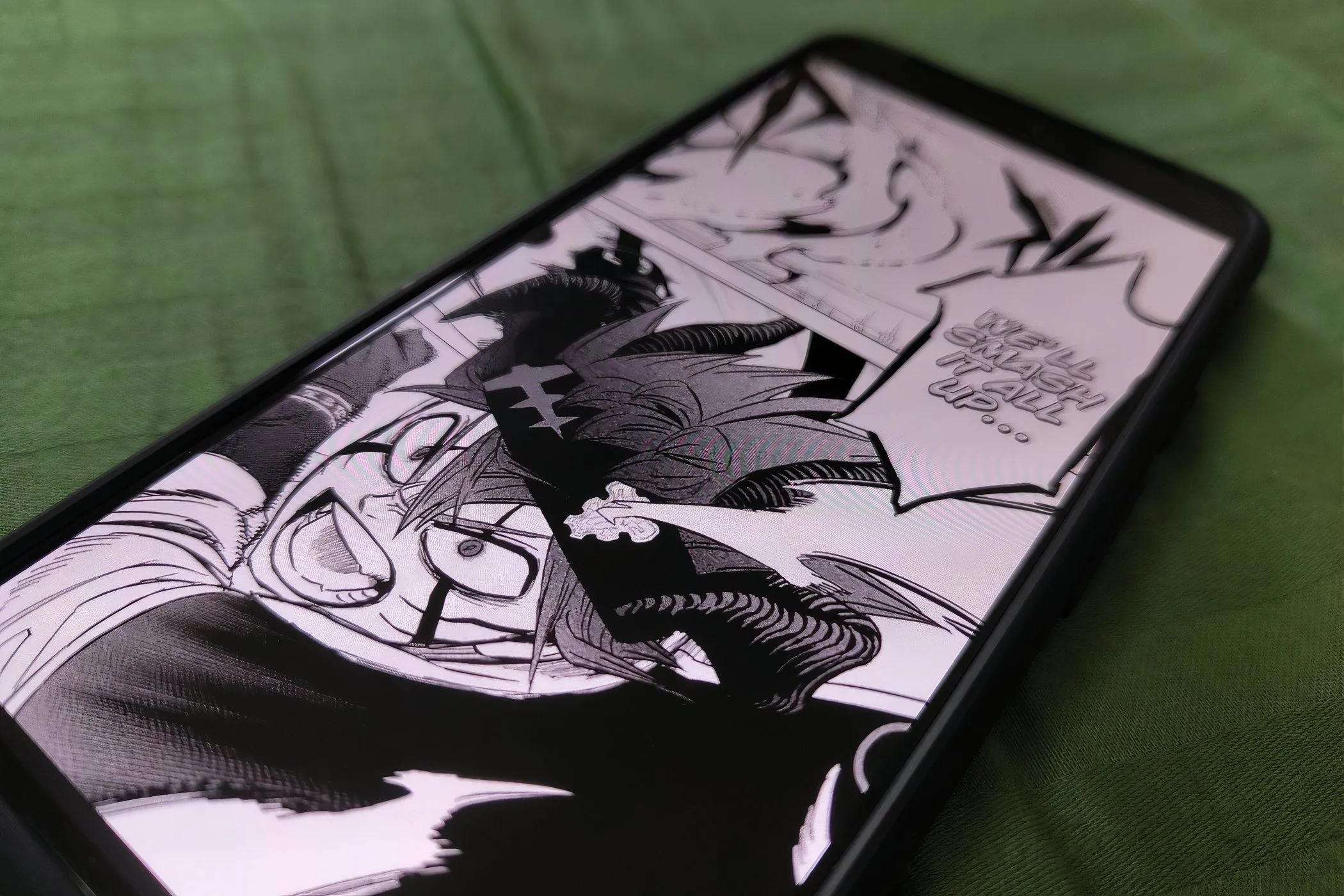 Giao diện ứng dụng MANGA Plus hiển thị trang đọc truyện tranh với các nét vẽ phong cách Nhật Bản.