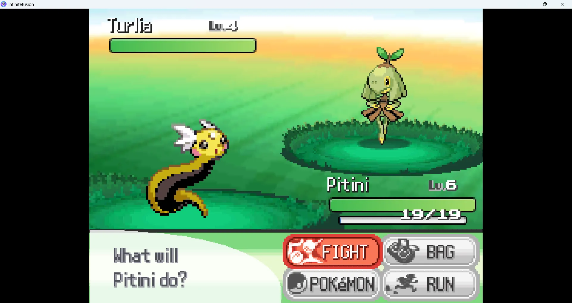 Hai Pokémon hợp nhất đối đầu nhau trên màn hình chiến đấu của Pokémon Infinite Fusion, cho thấy yếu tố ngẫu nhiên trong game.