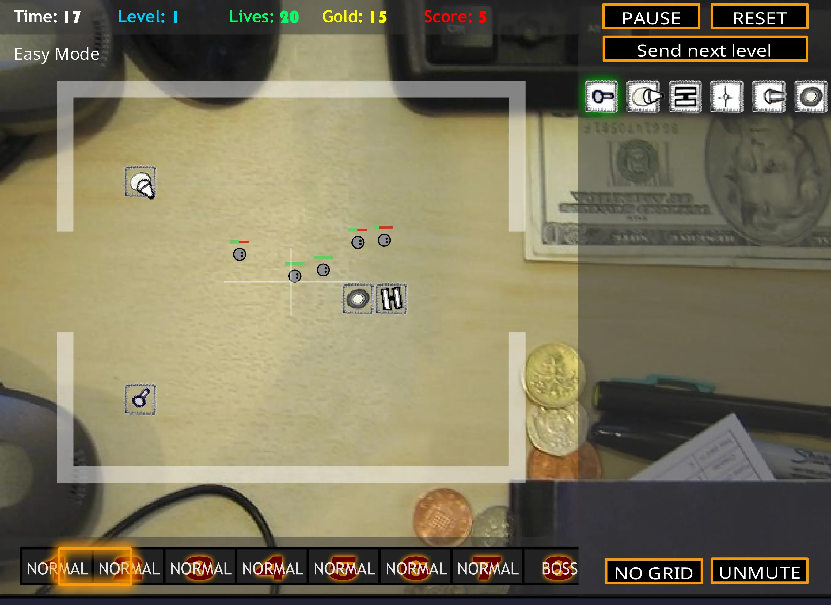Màn chơi khởi đầu của game Desktop Tower Defense với bản đồ và các đường đi