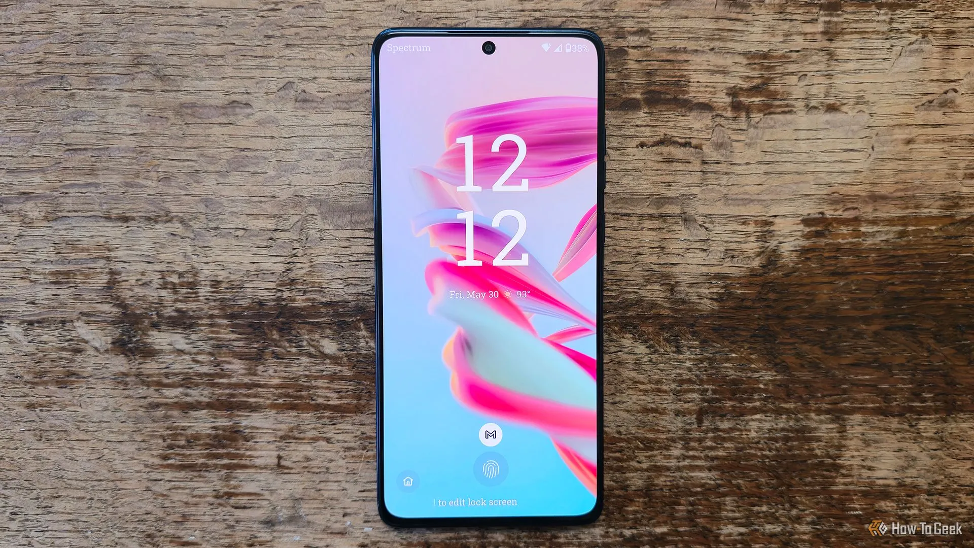 Màn hình AMOLED 6.7 inch của Moto G Stylus (2025) hiển thị sắc nét.