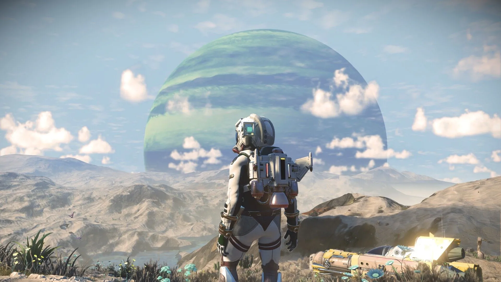 Nhân vật mặc bộ đồ không gian nhìn ra hành tinh lạ từ góc nhìn thứ ba trong game No Man's Sky, minh họa thế giới mở rộng lớn được tạo ngẫu nhiên.