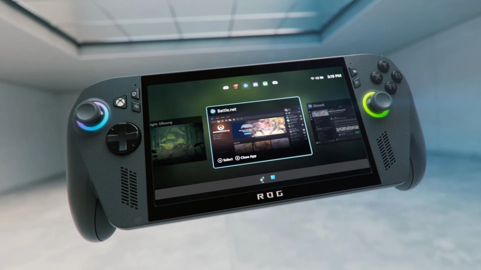 ROG Xbox Ally X chạy giao diện Windows được cải tiến, thể hiện trải nghiệm chơi game cầm tay tiện lợi.