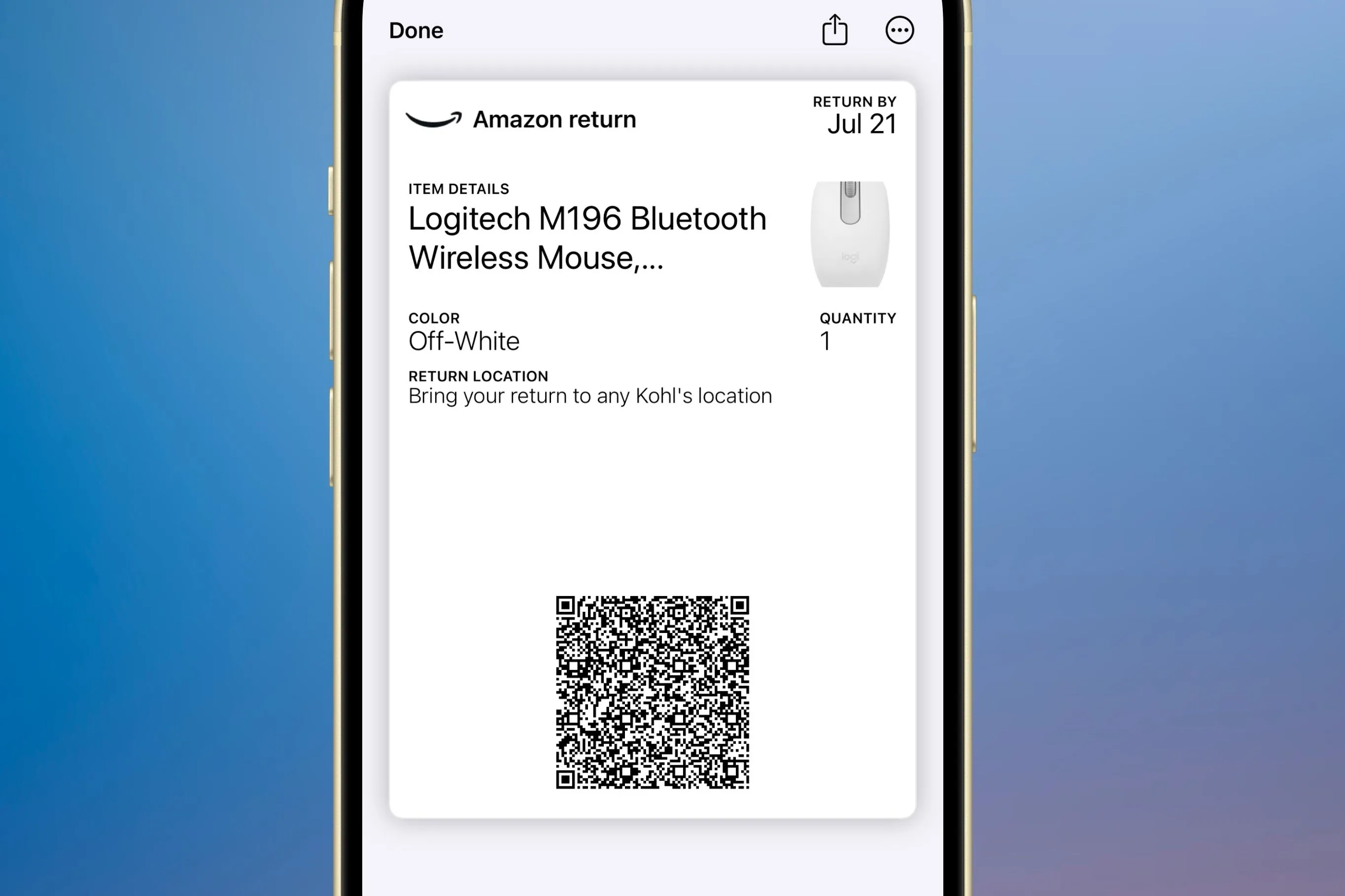 Thẻ trả hàng Amazon hiển thị đầy đủ thông tin sản phẩm và mã QR trong ứng dụng Apple Wallet trên iPhone.