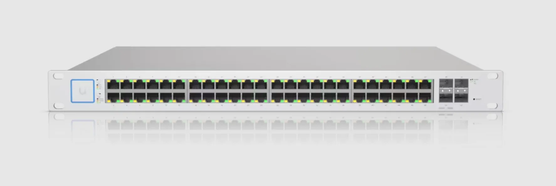 Thiết bị chuyển mạch mạng UniFi Switch 48 cổng 500W PoE với khả năng quản lý chuyên sâu từng thiết bị kết nối.