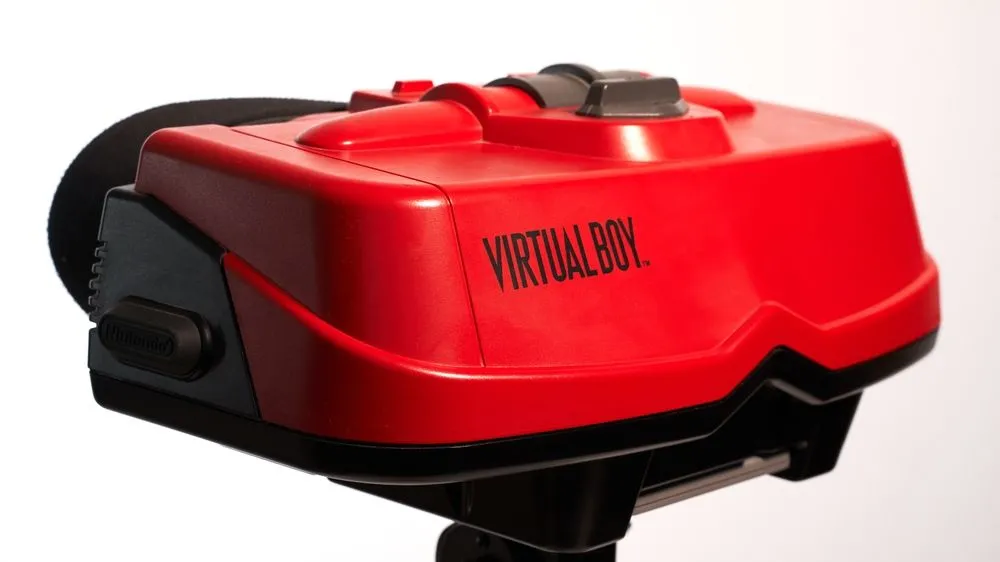 Thiết bị thực tế ảo Nintendo Virtual Boy, một sản phẩm thử nghiệm táo bạo dù không thành công của Nintendo trong lĩnh vực VR.