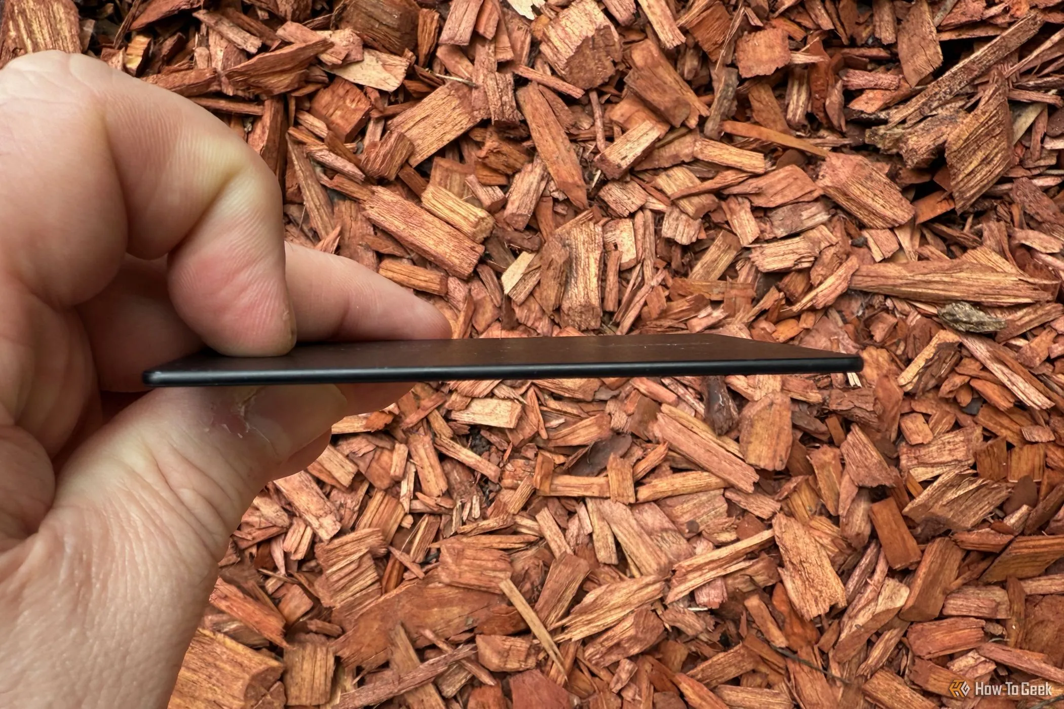 Ugreen FineTrack Slim nhìn ngang