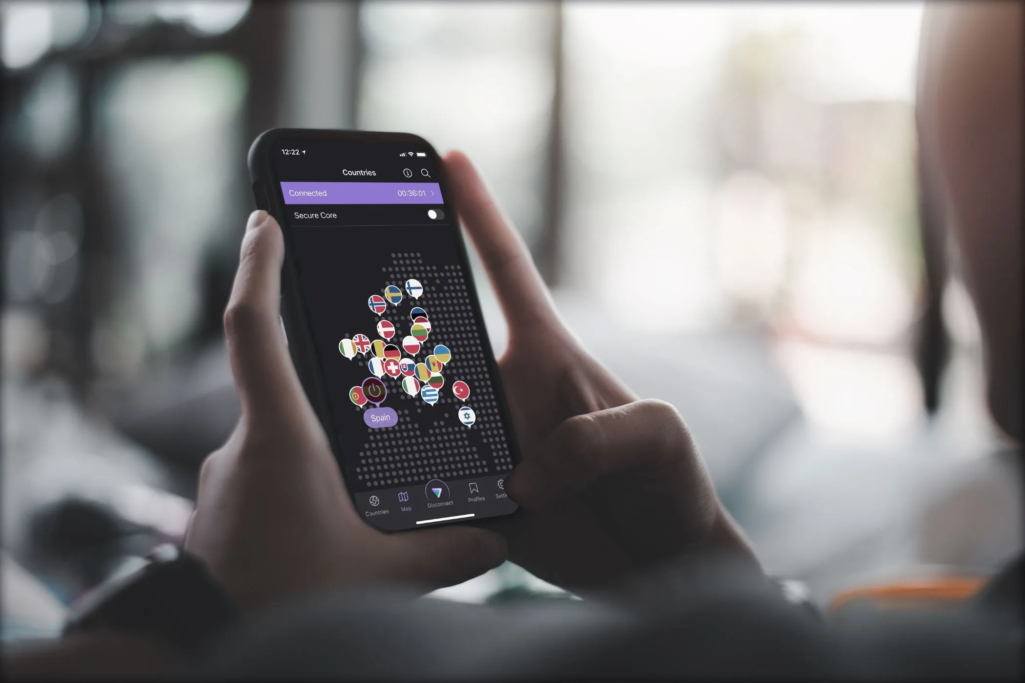 Ứng dụng Proton VPN đang chạy trên điện thoại