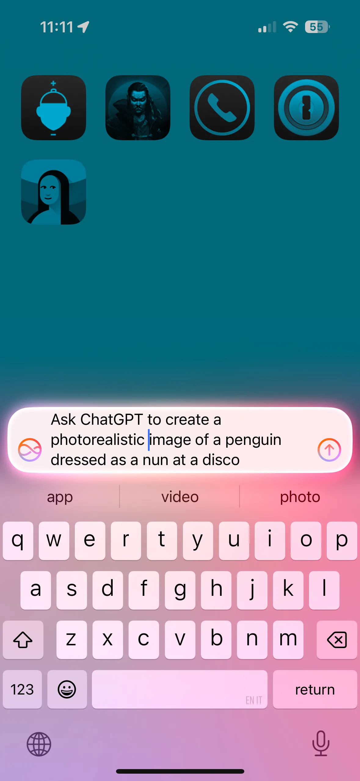 Yêu cầu Siri hỏi ChatGPT để tạo hình ảnh thực tế của một chú chim cánh cụt mặc trang phục nữ tu tại một vũ trường.